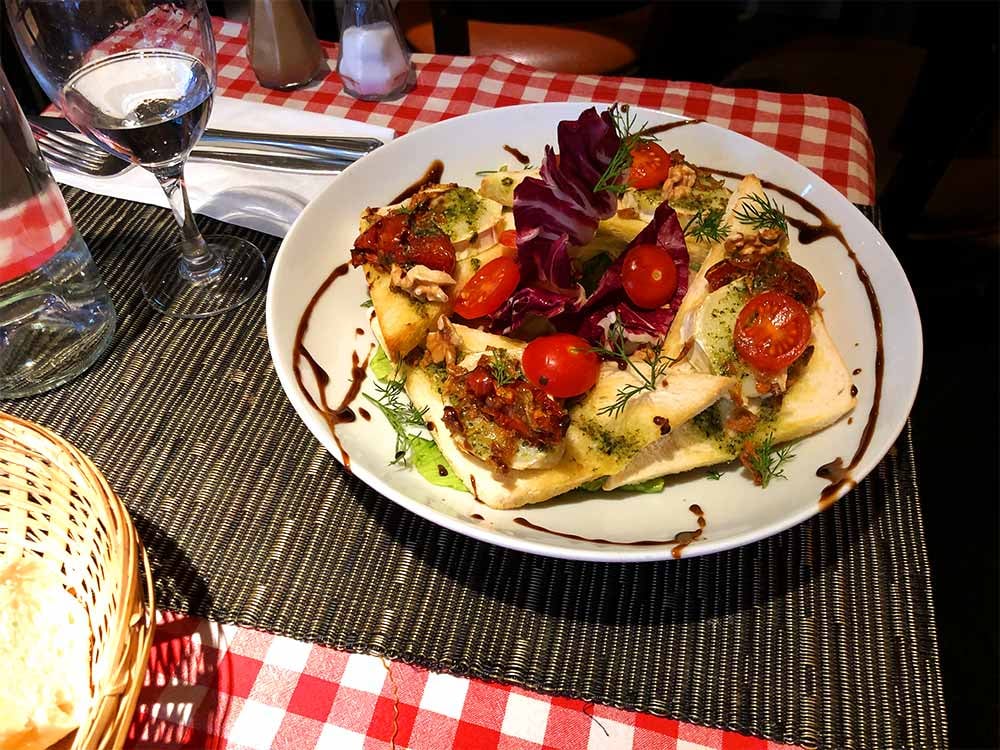 Le Bellevue Brasserie Boulogne-Billancourt Café 3